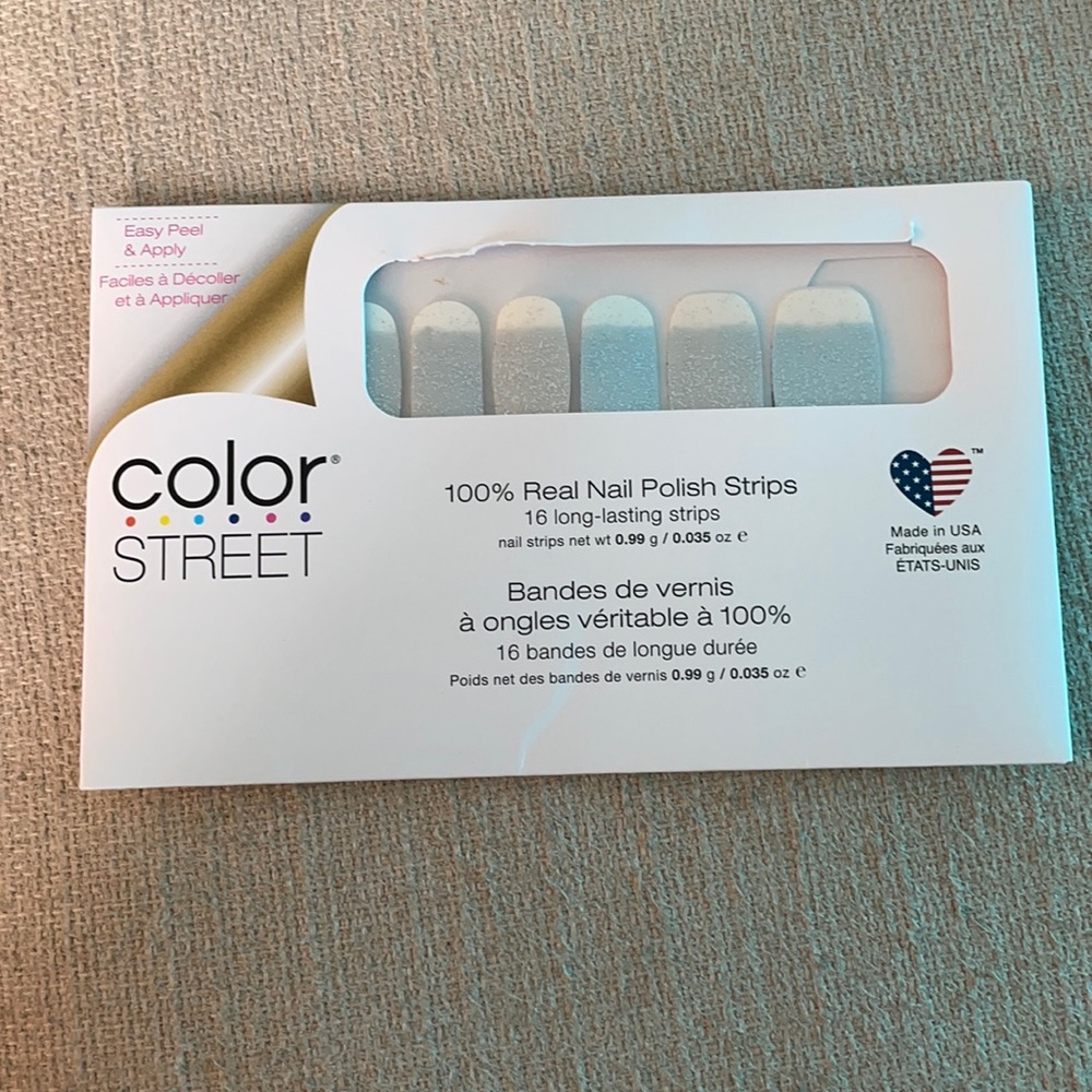 Color street nails - dripping in diamonds